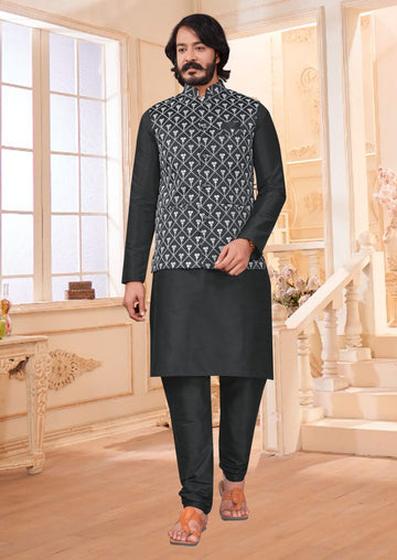 Black Silk Mens Kurta Pajama Indian Wedding Party Wear Embroidery Kurtas