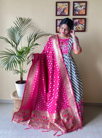 Pink  Weaving  Jacquard  Anarkali Flared Long  Gown