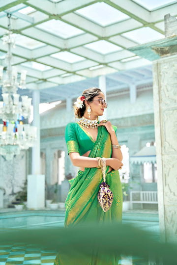 Perrot Kanchipuram   Silk  saree for women